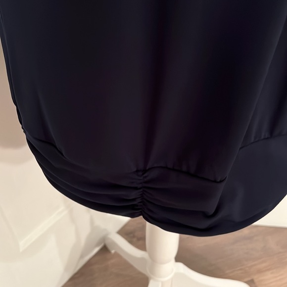 AGB Top Banded Hem Line - Picture 2 of 5